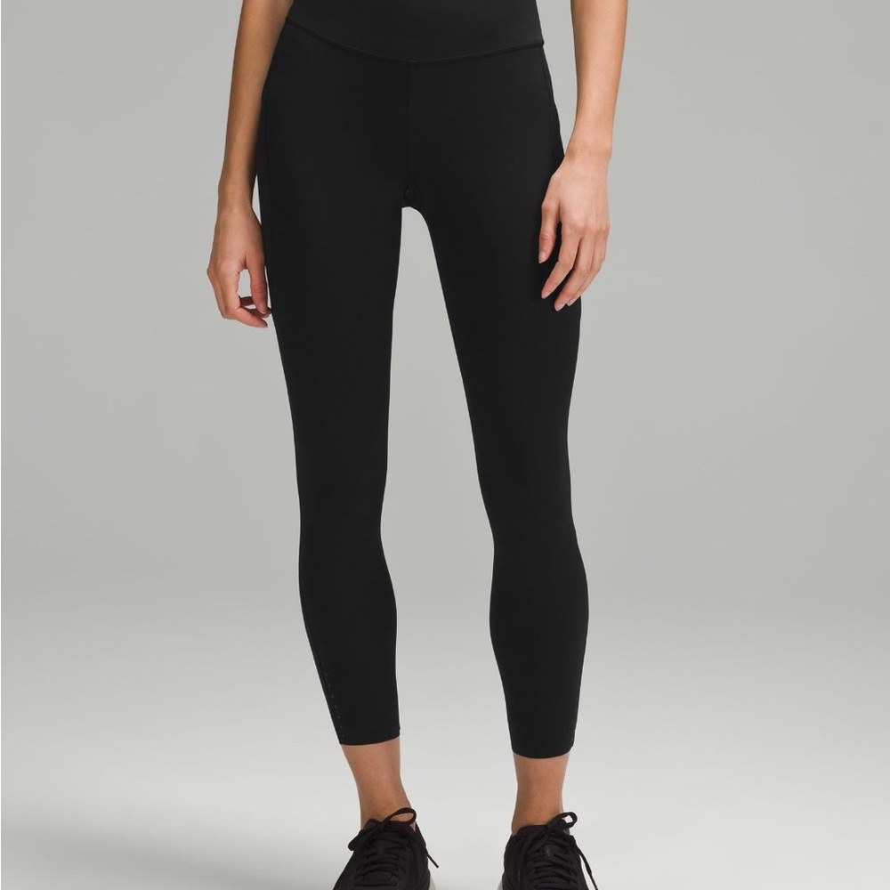 Lululemon fast and free high-rise 25” Black Leggings size 8